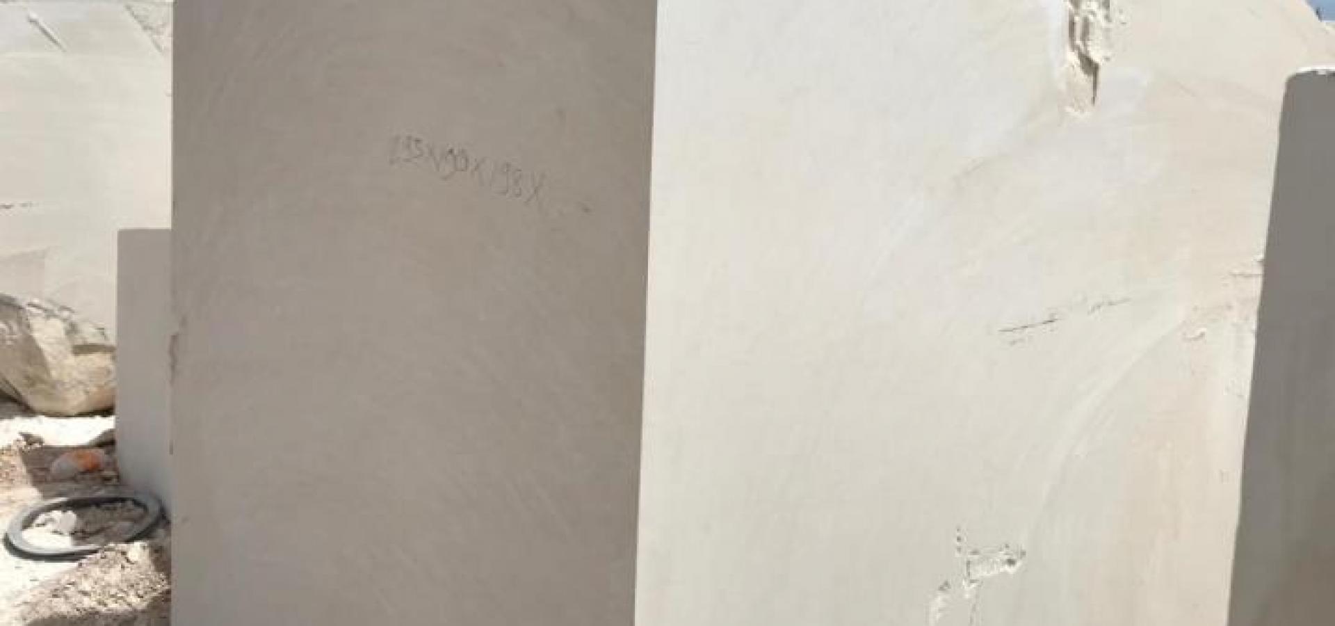 Ahde Limestone White Block