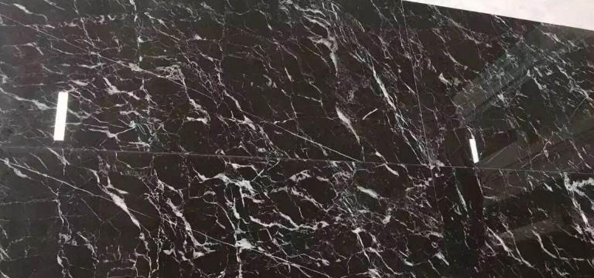 Ahde Galaxy Black